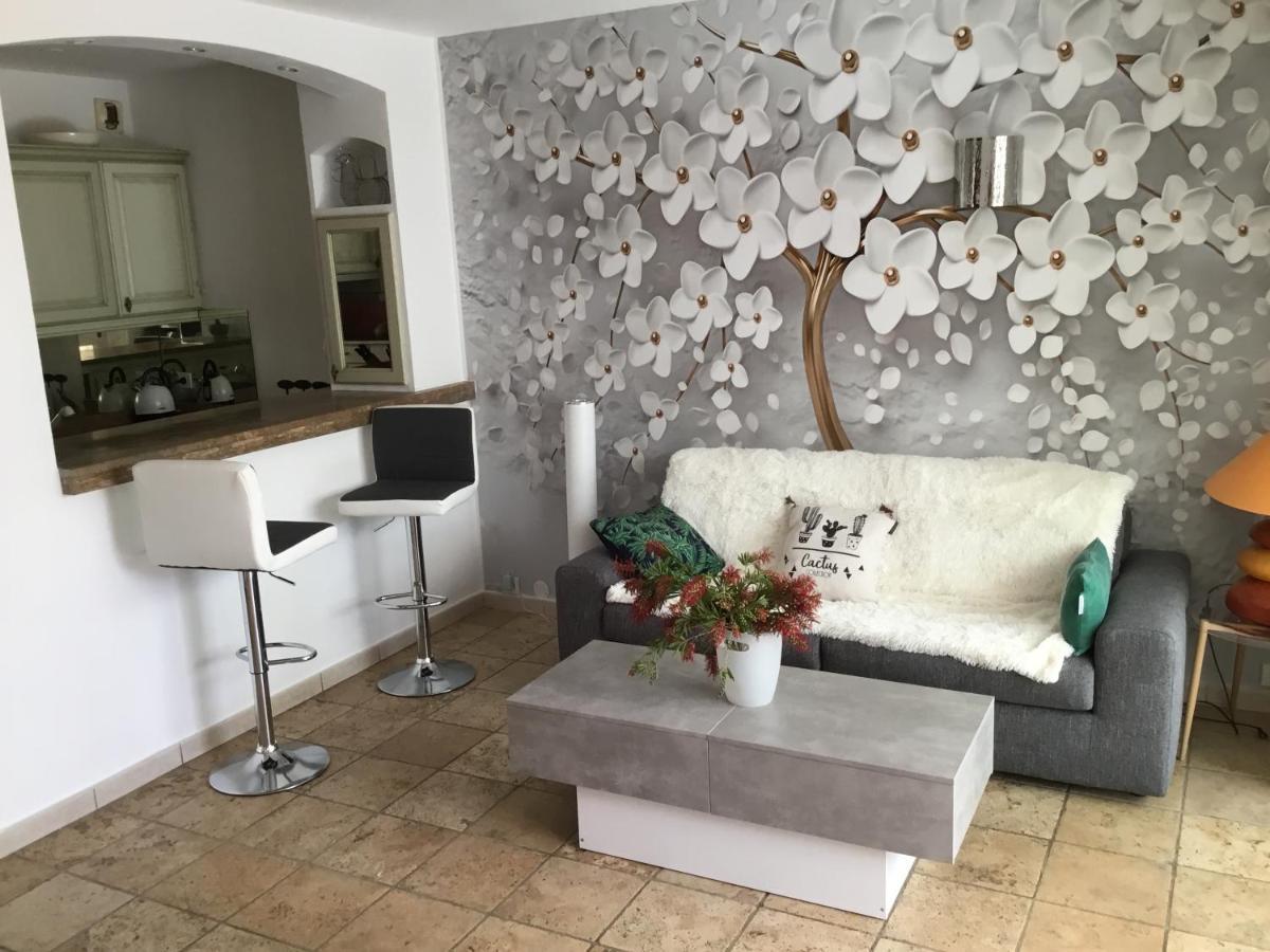 Appartamento Mistral Gagnant Fréjus Esterno foto