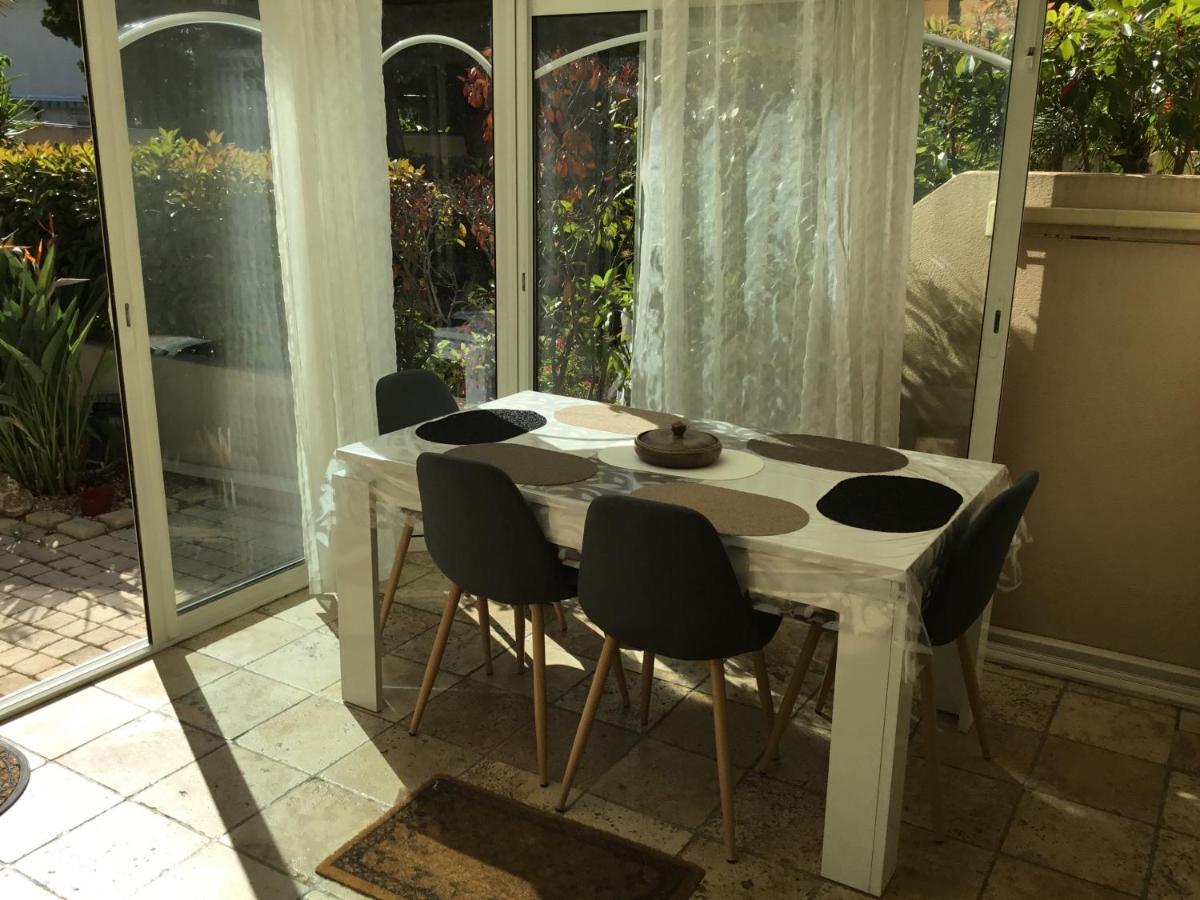 Appartamento Mistral Gagnant Fréjus Esterno foto